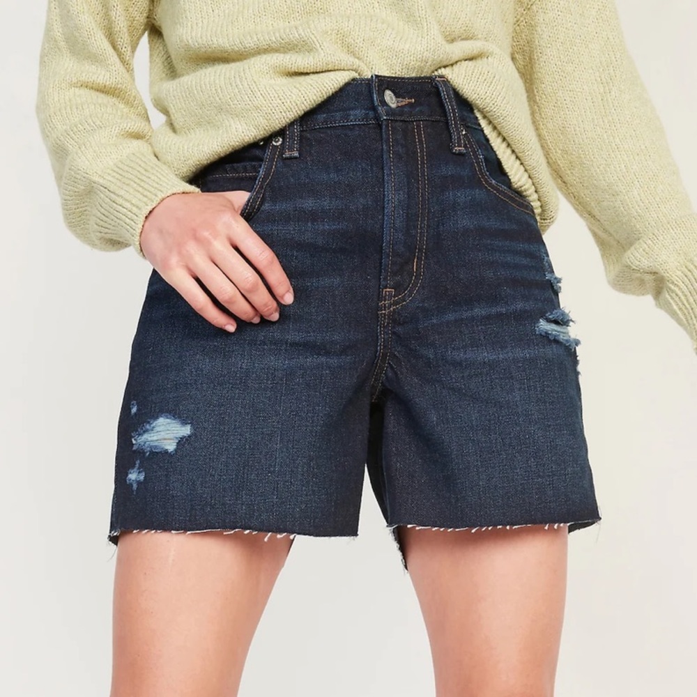 NWT Old Navy High Rise Distressed Slouchy Straight Shorts